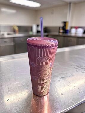 Starbucks Pink Shimmer Swirl Venti 24oz Mermaid Tumbler Siren Shell Cup w/Straw